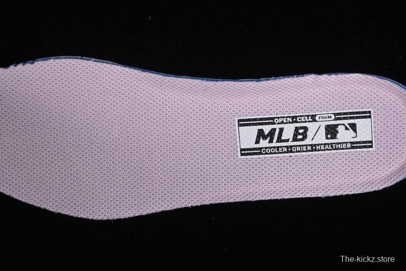 MLB NY Chunky Liner New York Yankees Velcro Print Logo Lightweight Platform Casual Sneakers - 3ASXCMM4N50PKS