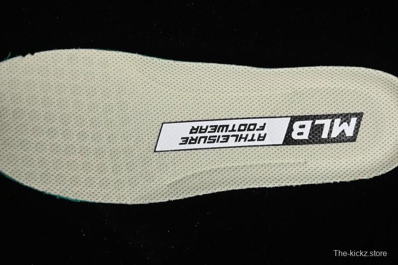 New York Yankees MLB ACE Runner Lightweight Casual Sneakers - 3ARNACE4N50BGS