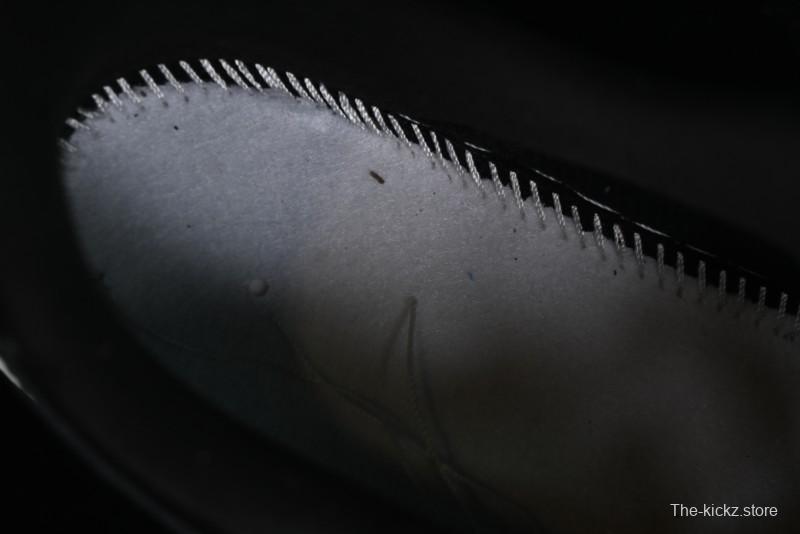 Nike Air Force 1 '07 Low Casual Sneakers with Full-Length Honeycomb Air Cushion - DZ2708-002