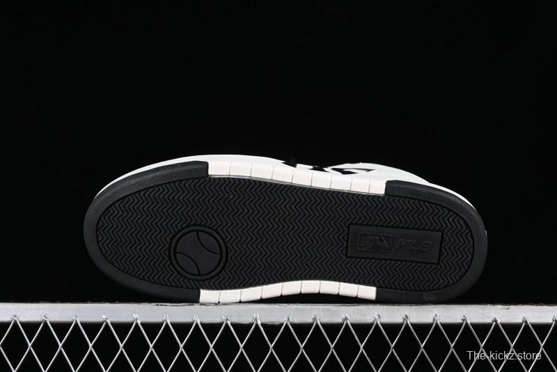 MLB Chunky Liner New York Yankees Hook & Loop Lightweight Platform Sneakers with 6cm Height Increase - 3ASXLMB3N50BKS