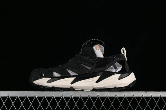 Hoka One One Hopara Outdoor Functional Mountain Sandals with Rugged Outsole - 1123112 BKLB