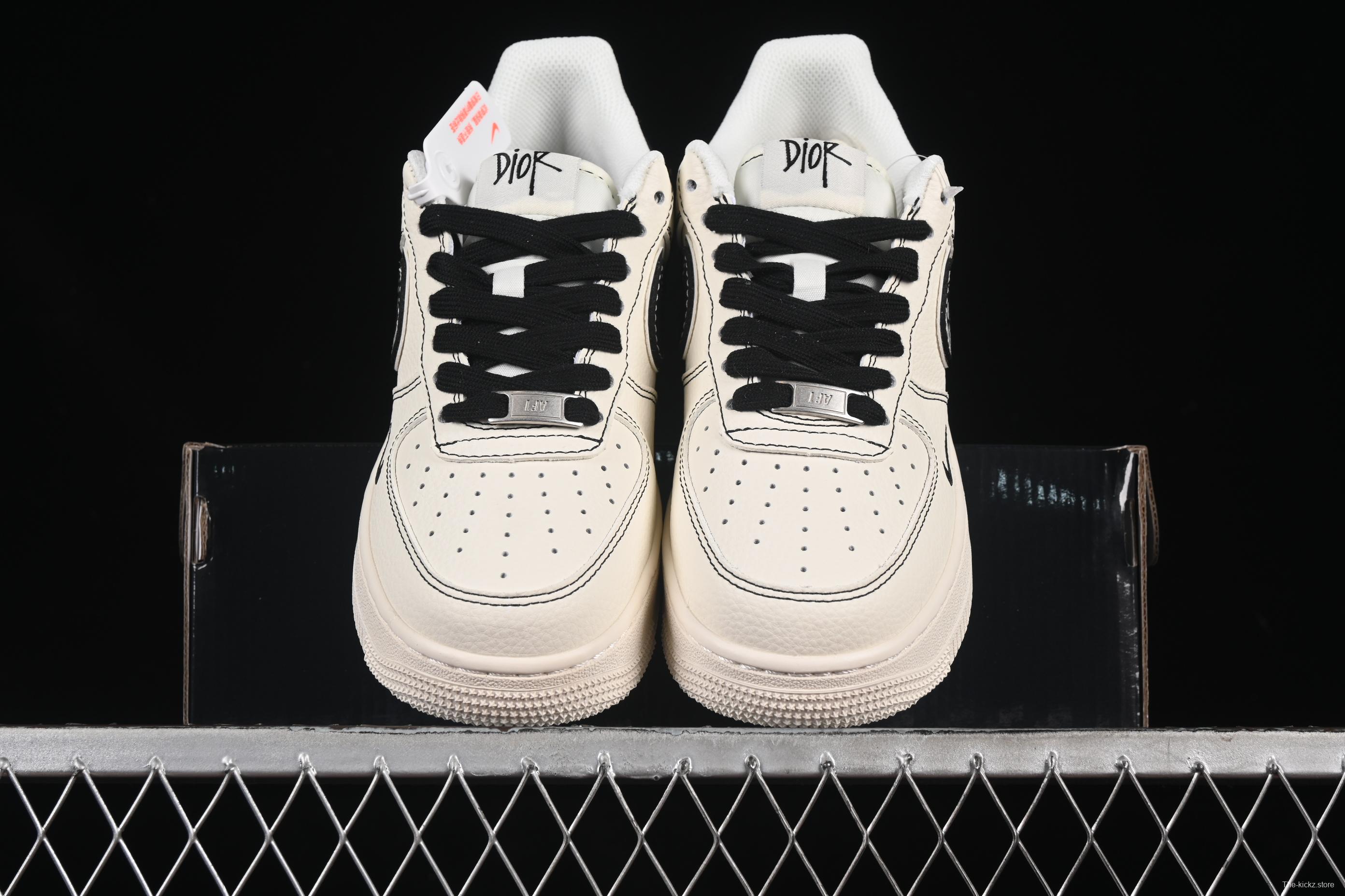 Nike Air Force 1 '07 Low Dior Collaboration Two-Tone Dior Swoosh Casual Sneakers - XS1958-544