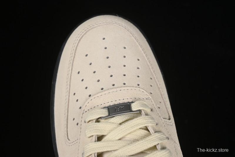 Nike Air Force 1'07 Low Casual Sneakers with Full-Length Air Cushion - HQ1966-200