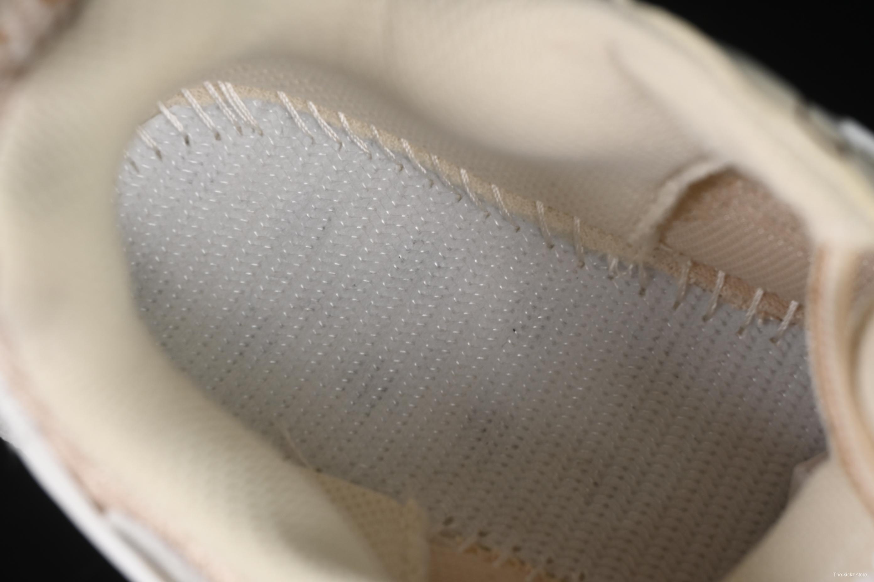 Off-White Be Right Low-Top Lifestyle Sneakers in Beige - C.D4