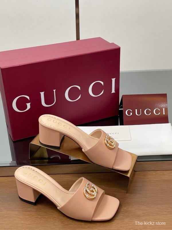 2025 Women Gucci Pink Leather Slippers GG Crystal Buckle LY00280