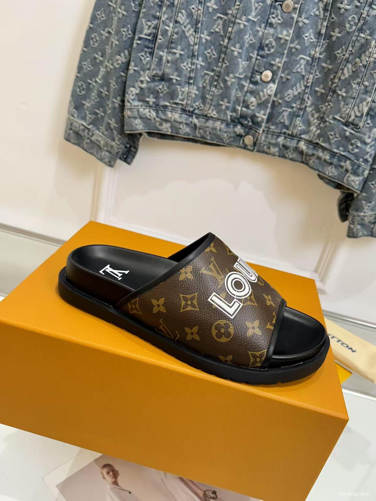2025 Louis Vuitton Brown Black Leather Slippers LY