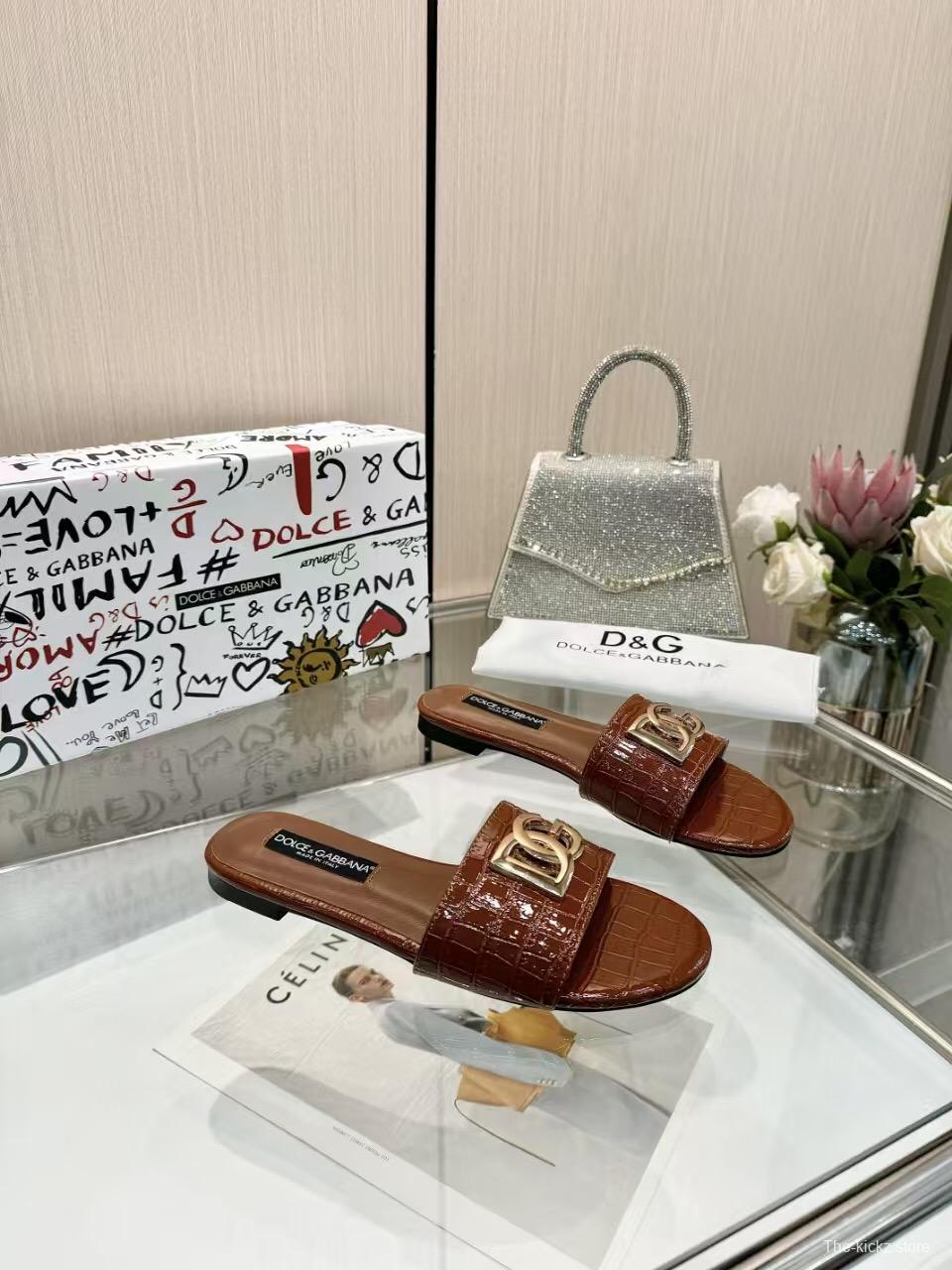 2025 Women Dolce & Gabbana Brown Leather Slippers LY00190