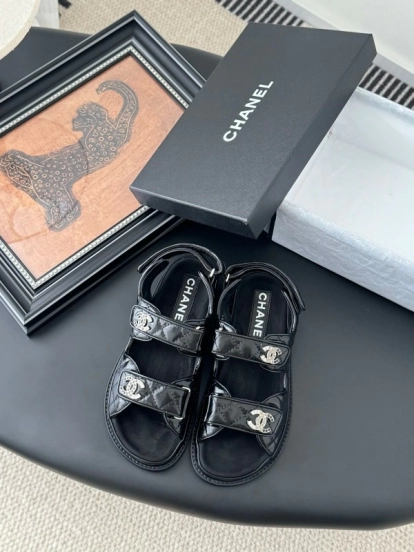 2025 Women Chanel Black Patent Leather Sandals LY00320