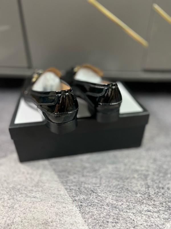 2024 Men Gucci Black Leather Loafer MJ00280