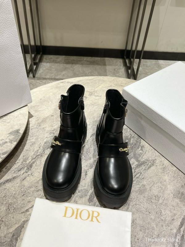 2024 Women Dior Black Leather Ankle Boots Buckle MJ00430
