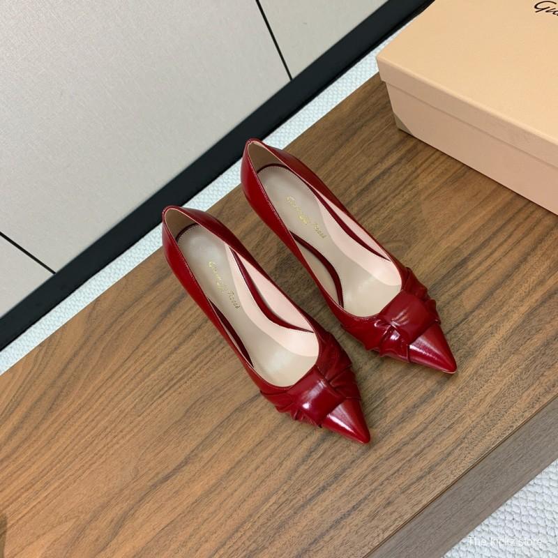 2025 Women Gianvito Rossi Red Calf Leather Pumps KFY00300