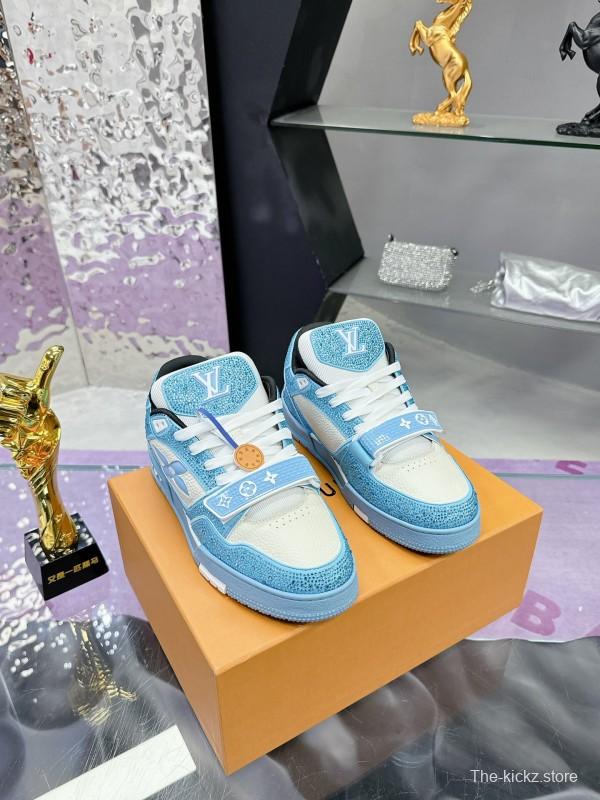 2025 Unisex Louis Vuitton Blue White Leather Denim Plimsolls Beaded LV Trainer AS00400