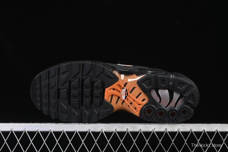 Nike Air Max Plus Retro Running Shoes with Air Cushion - FN6949-400