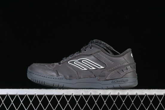 Balenciaga Hamptons Worn Out Retro Casual Shoes - WCURB1190