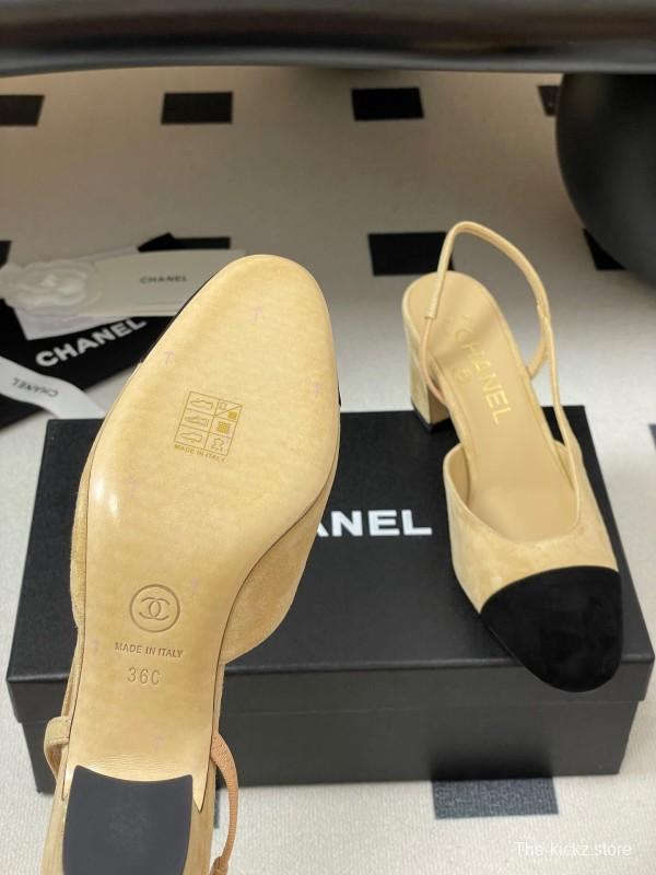 Chanel Sling-back Two-Tone Suede Slingback Sandals Flat/Block Heel - KFY00280