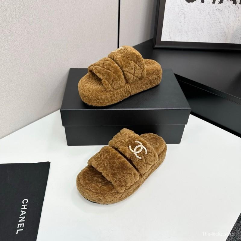 Chanel 2025 SS New Autumn Winter Lazy Sheep Genuine Wool Lazy Slippers Chanel Quilted Thick Sole Fur Slides - LY00300