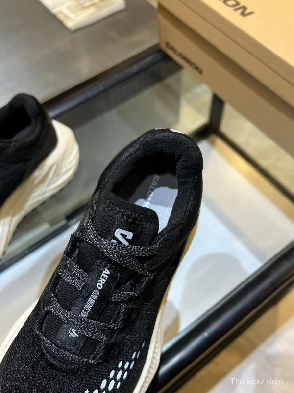 Salomon AERO GLIDE 3 GRVL Trail Running Shoes - AS00330