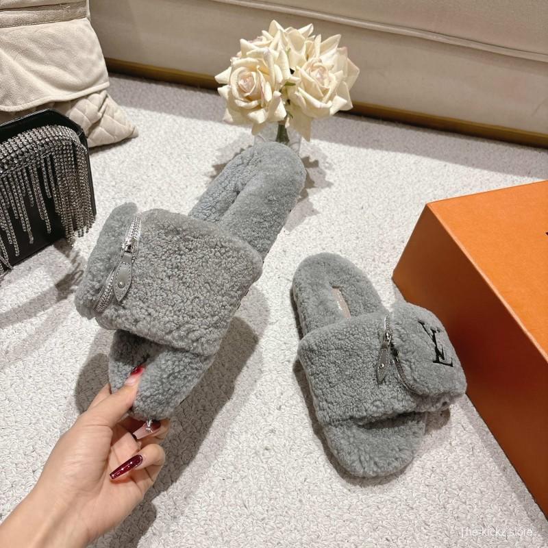 L牌 Wool Lazy Slippers - LY00260
