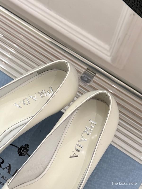 PRADA 2025/SS Catwalk Pointed Toe Kitten Heel Single Shoes - KFY00310